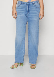 Willy HW Wide Jeans Light Blue Denim - Only Carmakoma